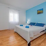 Gorgeous In Lisicic Holiday home *
