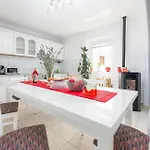 Gorgeous In Lisicic Holiday home Lisicici