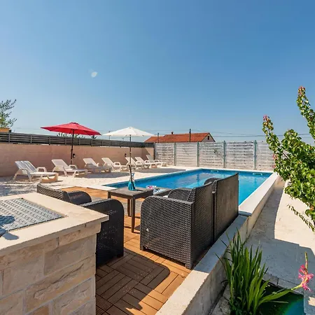 Amazing In Lisicic With Outdoor Swimming Pool Lisicici