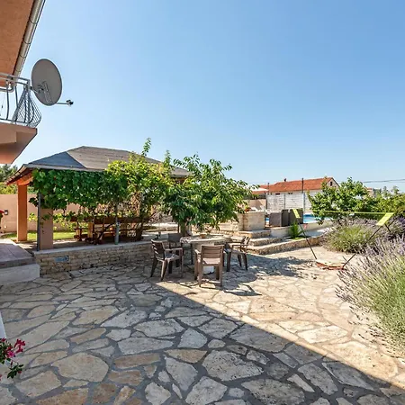 Holiday home Amazing In Lisicic With Outdoor Swimming Pool *